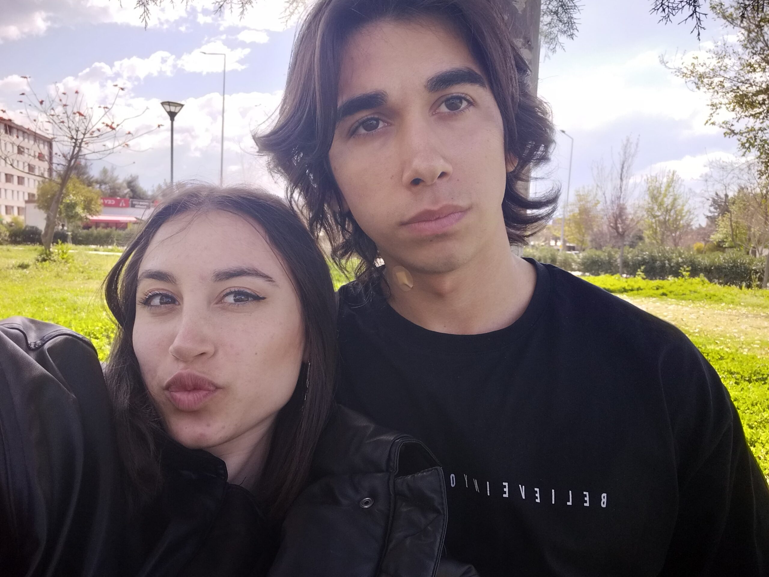23